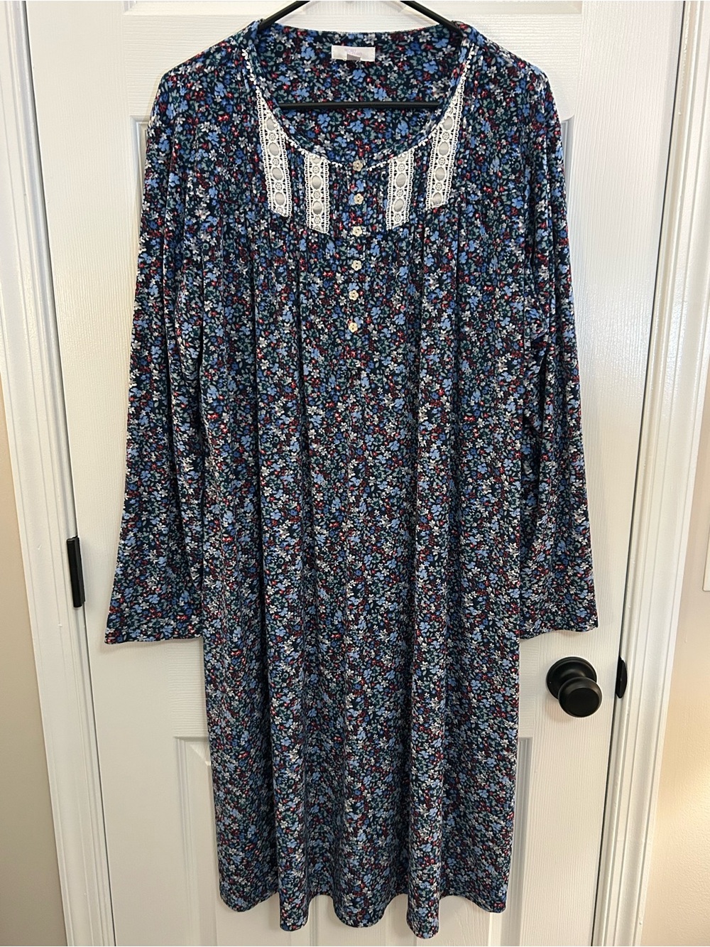 Secret Treasures Floral Long Sleeve Nightgown Lace Accent Blue XL (16-18)